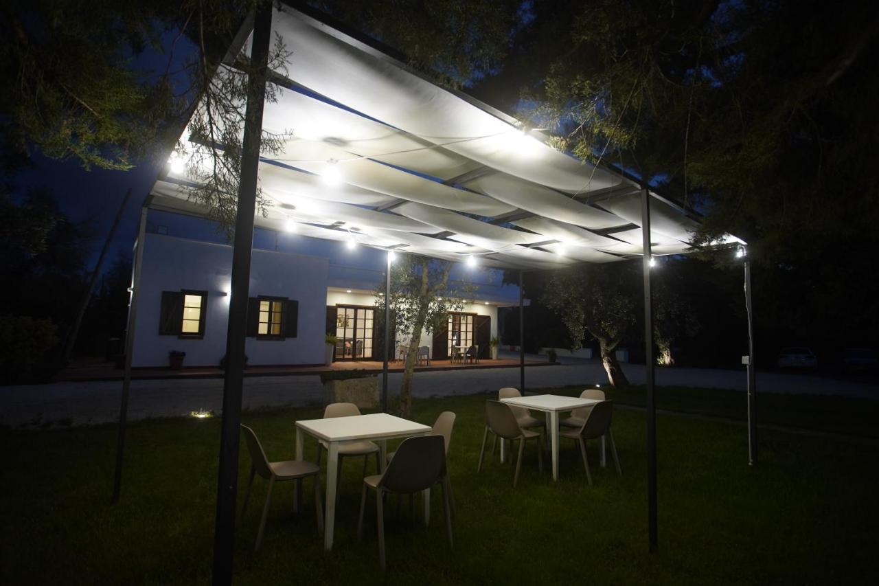 Gli Ulivi Di Gino Panzió Sanarica Kültér fotó